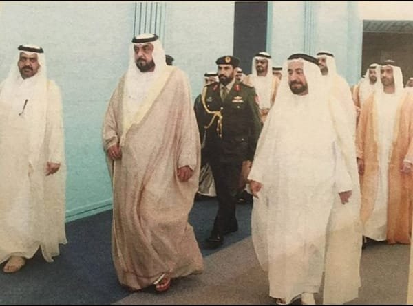 خليفة بن زايد آل نهيان